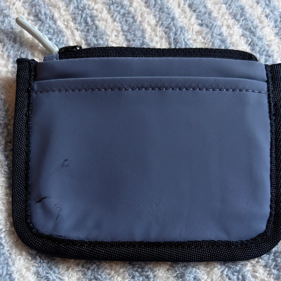 Lululemon True Identity Card Case - Picture 2 of 2